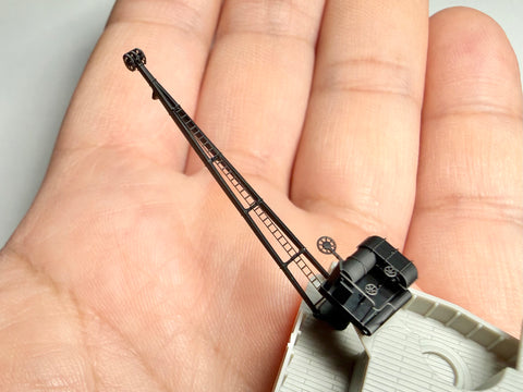 MUYIモデル G350119 1/350 ドイツ海軍のシャルンホルストクレーン