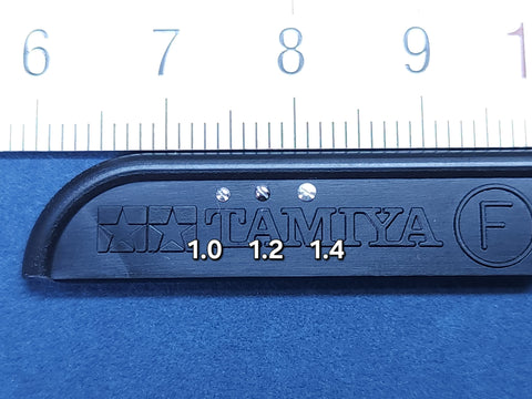 カレドモデル S004 1.0mm すりわり付きねじ 30本入り/箱