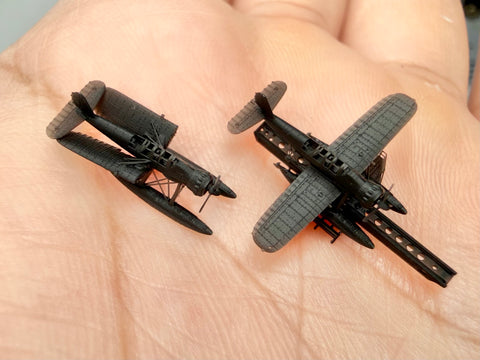 MUYIモデル G700118 1/700 ドイツ海軍 AR-196水上機&航空機カタパルト