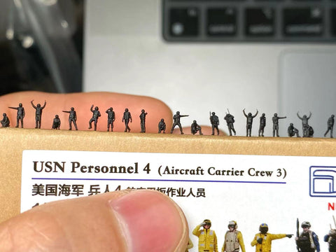 バンカースタジオ USN35704 1/350 現用アメリカ海軍 フィギュアセット 4 航空母艦 甲板作業員