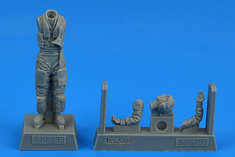 エアロボーナス 320195 1/32 現用 NATO 戦闘パイロット