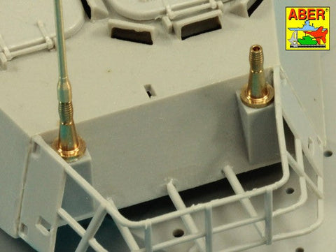 アベール R44 1/35 2NATO アンテナセット &マウントベース