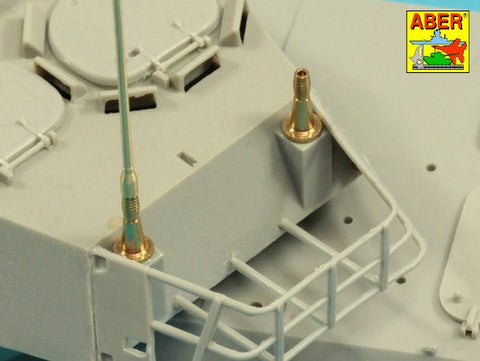 アベール R44 1/35 2NATO アンテナセット &マウントベース