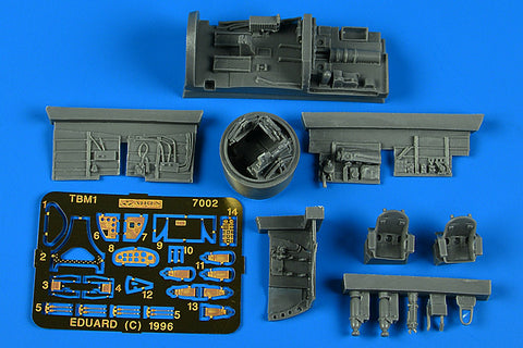 アイリス 7002 1/72 TBM アヴェンジャー コクピットセット (HASEGAWA用)