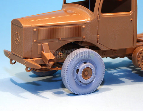 DEFモデル DW30020 1/35 連合国 L4500 R マウルティア ホイール(DUNLxP) セット (ズベズダ1/35スケール用)