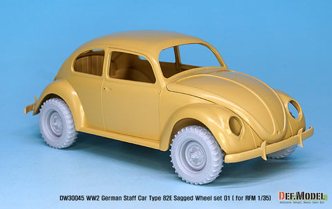 DEFモデル DW30045 1/35 ドイツ スタッフカー タイプ82E ホイールセット01-ワイド(コンチネンタル) (RFM1/35スケール用)