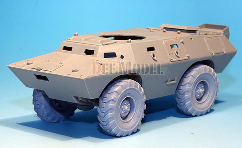 DEFモデル DW35037 1/35 現用 アメリカ U.S M706(V100) コマンドウ 装輪装甲車 自重変形タイヤセット(ホビーボス用)(4種各1個入り,マスキングシール付き)