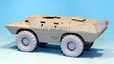 DEFモデル DW35037 1/35 現用 アメリカ U.S M706(V100) コマンドウ 装輪装甲車 自重変形タイヤセット(ホビーボス用)(4種各1個入り,マスキングシール付き)
