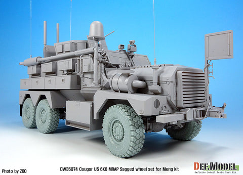 DEFモデル DW35074 1/35 現用 アメリカ クーガー 6X6 MRAP 自重変形タイヤセット(モンモデル用)(3種各2個+スペアタイヤ2個入り,マスキングシール付き)