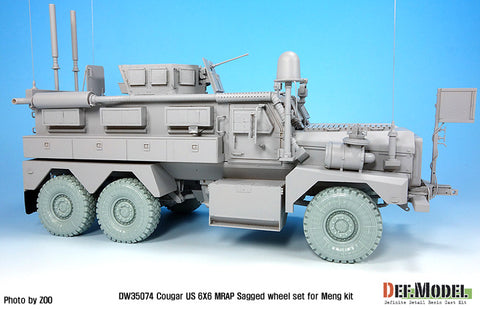 DEFモデル DW35074 1/35 現用 アメリカ クーガー 6X6 MRAP 自重変形タイヤセット(モンモデル用)(3種各2個+スペアタイヤ2個入り,マスキングシール付き)