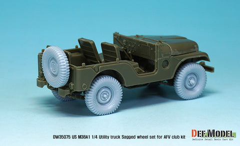DEFモデル DW35075 1/35 現用 アメリカ M38A1 小型四輪車 自重変形タイヤセット(AFVクラブ/スカイボウ用)(4個+スペアタイヤ1個入り,マスキングシール付き)