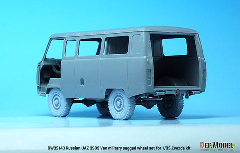 DEFモデル DW35143 1/35 現用 ロシア UAZ-3909 ワンボックスバン 自重変形タイヤセット(軍用タイプ)(ズベズダ用)(3種計4個+スペアタイヤ1個入り,マスキングシール付き)