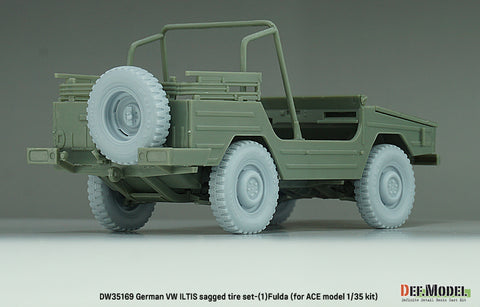 DEFモデル DW35169 1/35 現用 ドイツ フォルクスワーゲン イルティス 四輪小型軍用車 自重変形タイヤセット(1)(フルダ)(ACE用)(2種各2個+スペアタイヤ1個入り,マスキングシール付き)