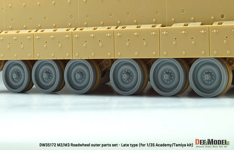 DEFモデル DW35172 1/35 現用 アメリカ M2/M3 ブラッドレー ホイールセット”後期型”(タミヤ/アカデミー用)(転輪12個(外側転輪のみ),スペアホイール2個,レジン製)