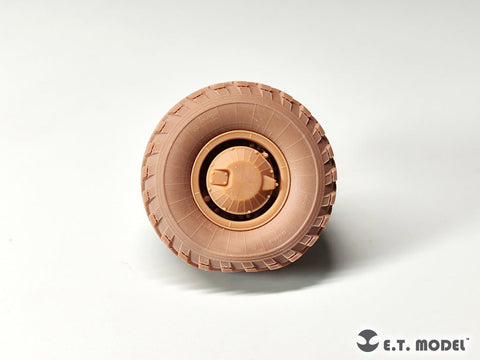 E.T.モデル P35-154 1/35 ロシア GAZ-233014 ティーグル 自重変形ホイール(モンモデル用)