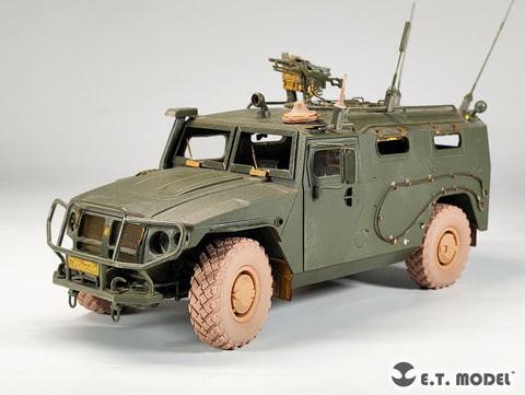 E.T.モデル P35-154 1/35 ロシア GAZ-233014 ティーグル 自重変形ホイール(モンモデル用)