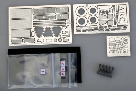 ホビーデザイン HD03-0680 1/24 日産 R34 開閉式ドア&エンジン ディティールアップパーツ For T (24210)(レジン+PE+メタルパーツ+デカール+ウィンドウスペース)