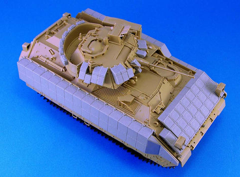 (生産休止中)レジェンド LF1168 1/35 M2 ブラッドリー ERA セット (タミヤ/アカデミー)