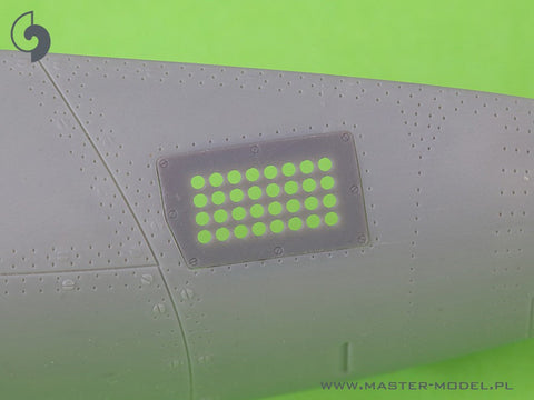 マスター AM-32-136 1/32 P-51 マスタング キャブレターエアフィルターカバー 標準穴タイプ(タミヤ用)