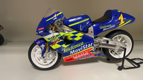 カレドモデル MS024 1/12 スズキ RGV Γ 00-01 オートバイデカール 14083&14089 (タミヤ用)