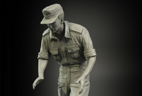 パンツァーアート FI35-097 1/35 WWIIドイツ アフリカ軍団 弾薬を装填する戦車兵 No.2