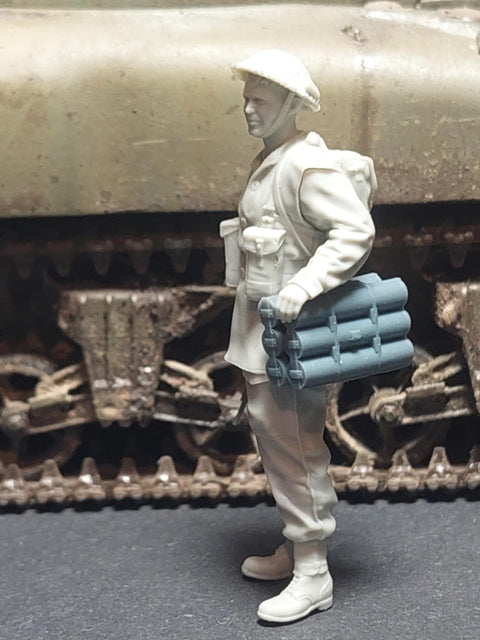 パンツァーアート FI35-262 1/35 イギリス軍 PIATチーム No.2