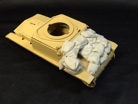 パンツァーアート RE35-083 1/35 WWIIイタリア M13/40中戦車 サンドバッグアーマー(タミヤ用)