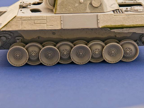 パンツァーアート RE35-326 1/35 WWIIドイツ パンサーA/G型 焼け落ちたロードホイールセット