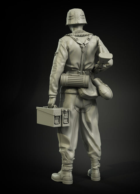 パンツァーアート FI35-040 1/35 WWIIドイツ 武装親衛隊 MG-42 弾薬運搬兵