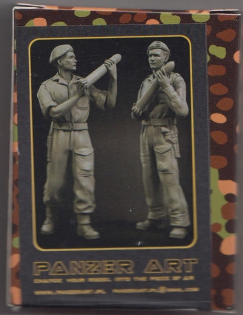 パンツァーアート FI35-053 1/35 WWIIイギリス 戦車兵 北アフリカ 75mm砲弾 積載中 2体セット