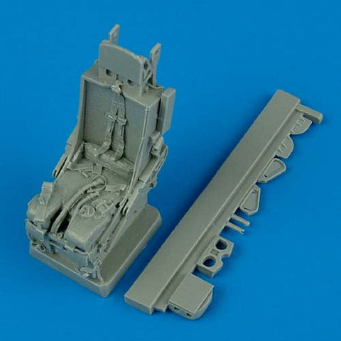 クイックブースト 32067 1/32 F-105 サンダーチーフ用 イジェクションシート(汎用)