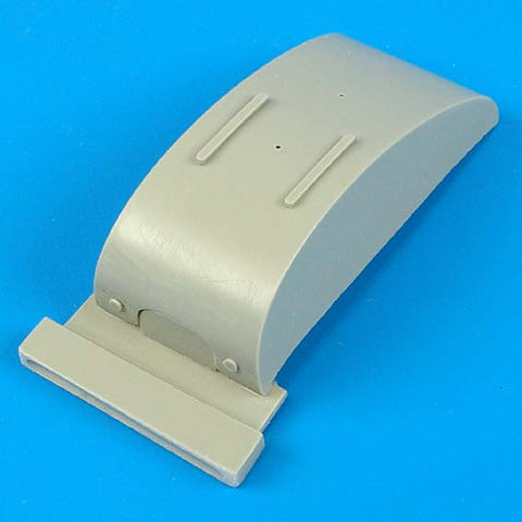 クイックブースト 48094 1/48 スピットファイア Mk.IX スリッパ型 450リットル予備燃料タンク(ハセガワ用)
