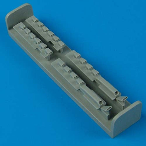 クイックブースト 48218 1/48 ユンカース Ju88A-4 排気管(ドラゴン / レベル用)