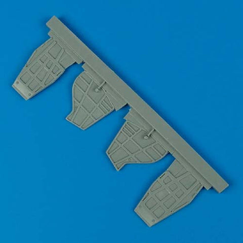 クイックブースト 48267 1/48 SB2C ヘルダイバー 主脚カバー(ACCURATE MINIATURES用)