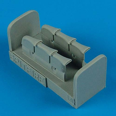 クイックブースト 48419 1/48 スピットファイアMk.I/Ia/IIa フィッシュテイル型排気管(エアフィックス用)