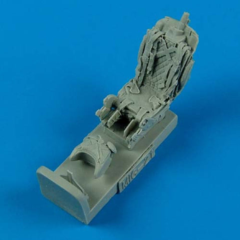 クイックブースト 48507 1/48 MiG-21PFM/MF/BIS/SMT フィッシュベッド イジェクションシート