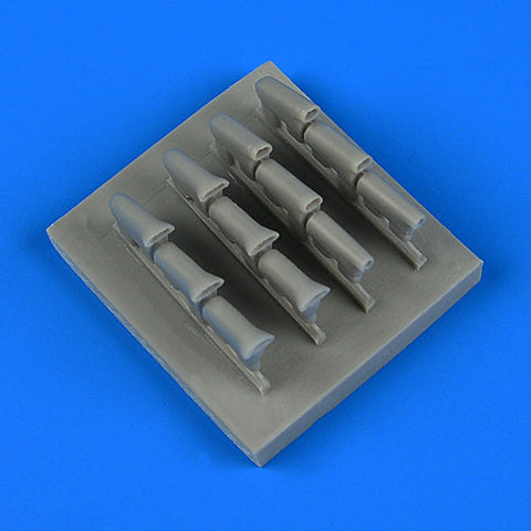 クイックブースト 48755 1/48 ボルトンポール デファイアント Mk.I 排気管(エアフィックス用)