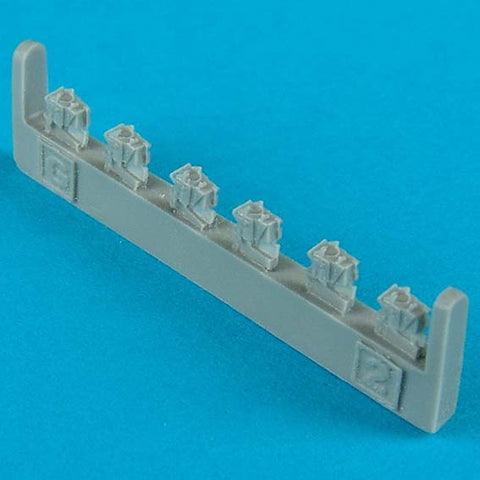 クイックブースト 72065 1/72 WWII ドイツ空軍 照準器 レビ16B 6個入