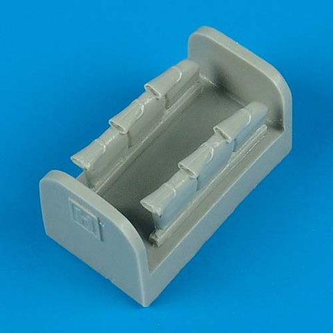 クイックブースト 72123 1/72 ホーカー ハリケーン Mk.II フィッシュテイル型 排気管(ハセガワ用)