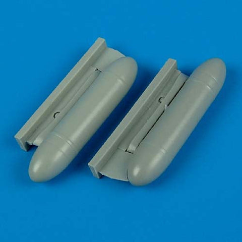 クイックブースト 72210 1/72 ハリケーン 45ガロン 予備燃料タンク(ハセガワ用)