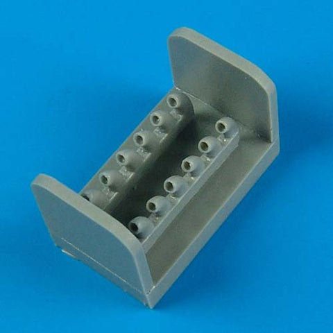クイックブースト 72361 1/72 カーチス P-40B ウォーホーク 排気管(エアフィックス用)