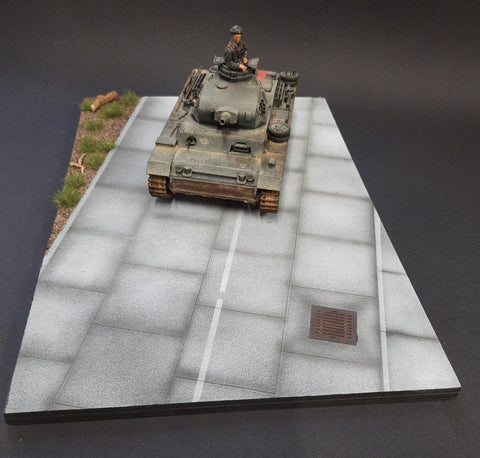 リアリティインスケール 35307 1/35 マンホールが別にあるコンクリート スラブ道路カバー・スペシャル