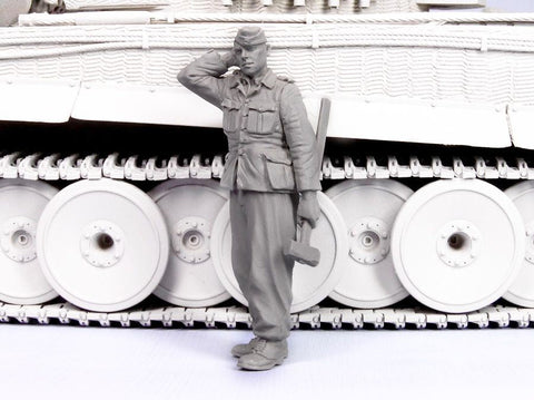 タンクモデル T-35015 1/35 ドイツ 戦車兵 1942-45 1体