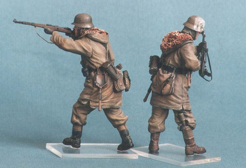 タンクモデル T-35031 1/35 ドイツ歩兵 SS #2ハリコフ, 冬 1943 2体