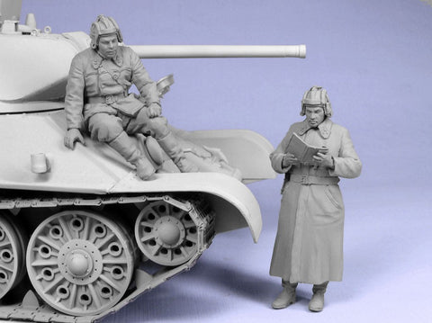 タンクモデル T-35045 1/35 ソビエト 戦車兵 将校 1941-1942 冬 2体
