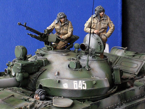 タンクモデル T-35055 1/35 現用ロシア 戦車兵将校 チェチェン 1994-2005 3体