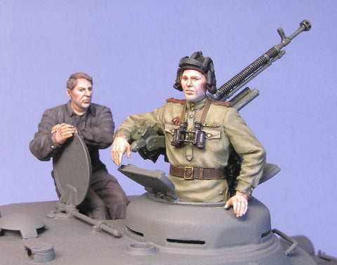 タンクモデル T-35099 1/35 ソビエト JS-2 タンククルー DShK機関銃付 1944-45 夏 2体