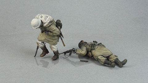 タンクモデル T-35118 1/35 ドイツ 装甲擲弾兵 ハリコフ, 冬 - 春 19432体