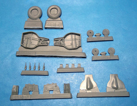 ベクター VDS48121 1/48 MiG-3 ホイールウェル & ホイールズ (トランペッター用)