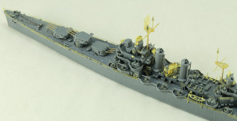 ヴィーホビー E57018 1/700 アメリカ海軍 ブルックリン級軽巡洋艦 ホノルル CL-48 1944 デラックス版(エッチングパーツ付き) プラモデル